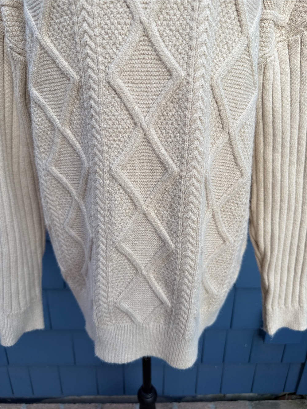 Aelfric Eden Cream Cable Knit Turtleneck Sweater small camel - Picture 4 of 9